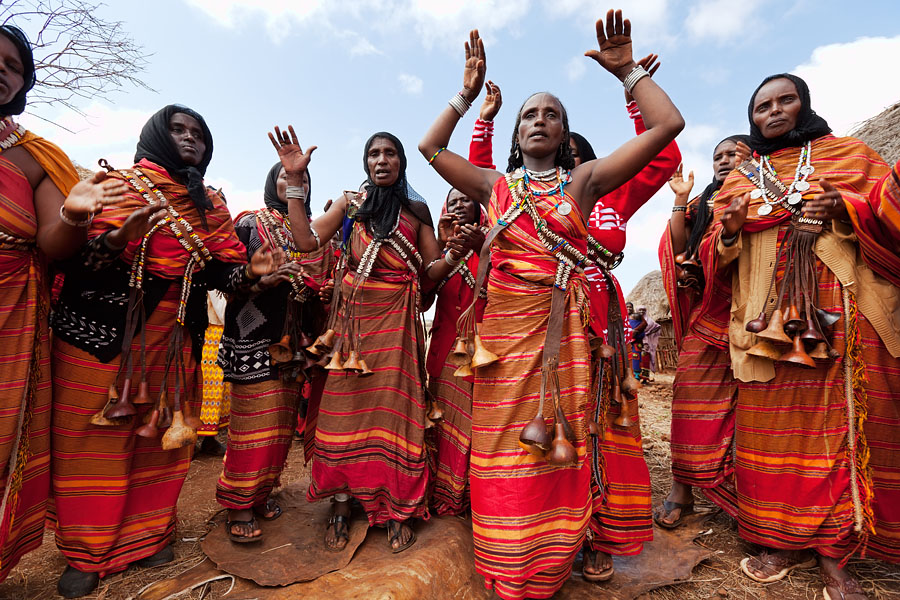  Borana ceremonial dance   Kenia